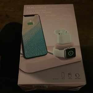 Phone Stand Charging Dock, 3 in 1 Premium Silicone Stand